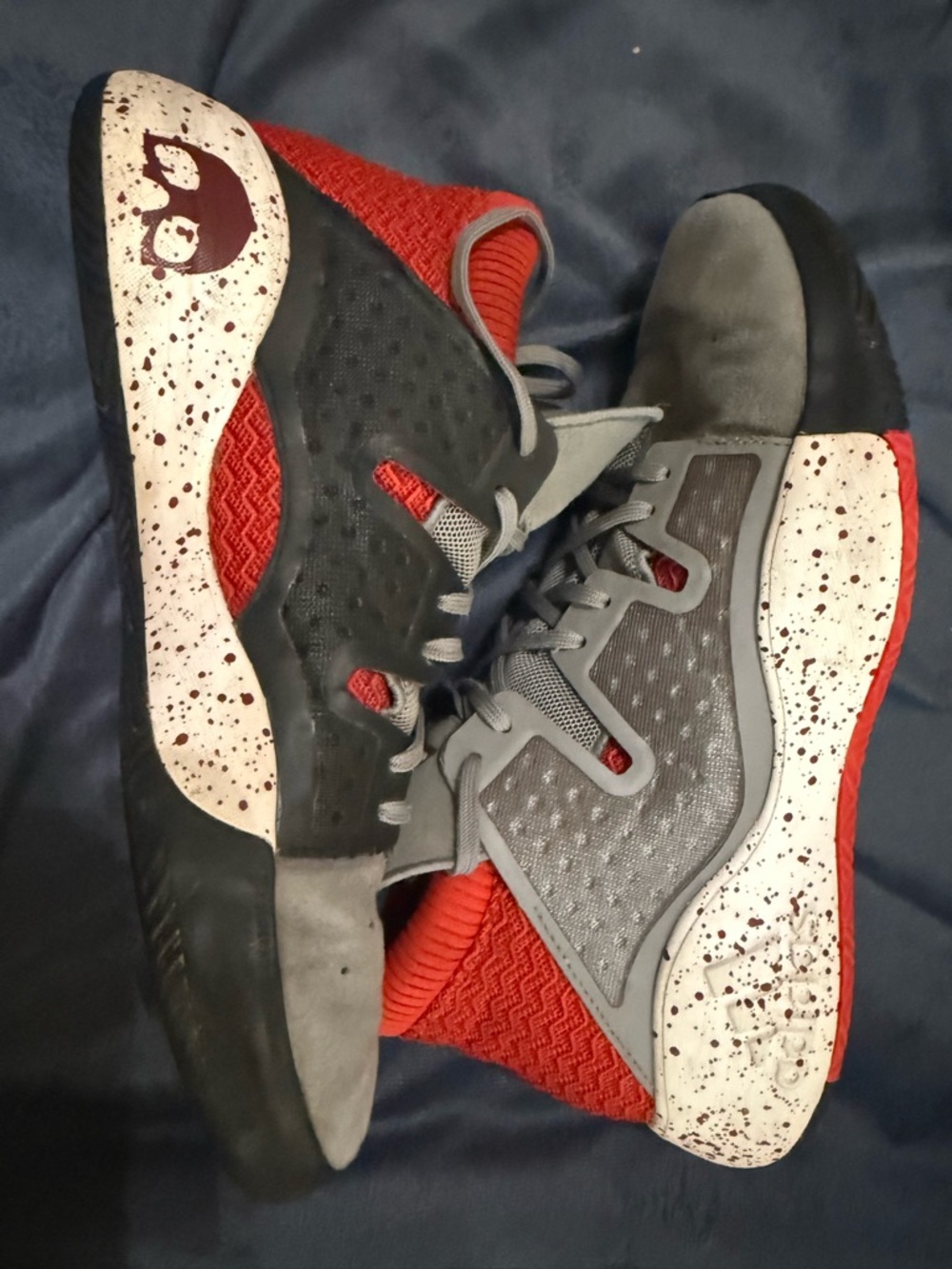 Adidas Pro vision basketball  Gray Collegiate Burgundy